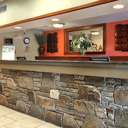 Ramada By Wyndham Asheville / Biltmore West Intérieur photo