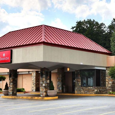 Ramada By Wyndham Asheville / Biltmore West Extérieur photo