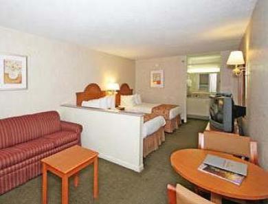Ramada By Wyndham Asheville / Biltmore West Chambre photo